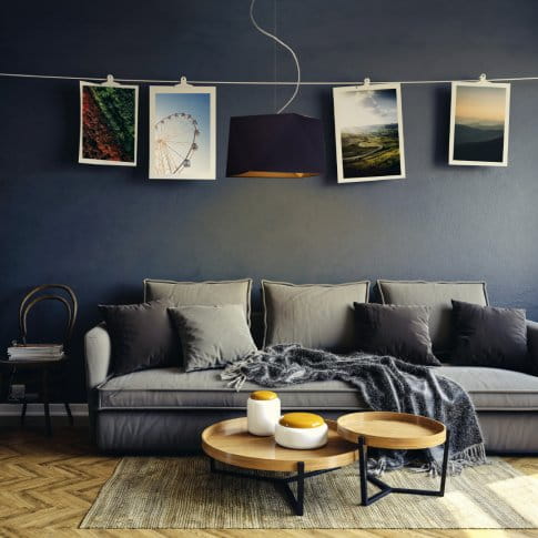 Czarna lampa wisząca ze złotym wnętrzem RAMONA