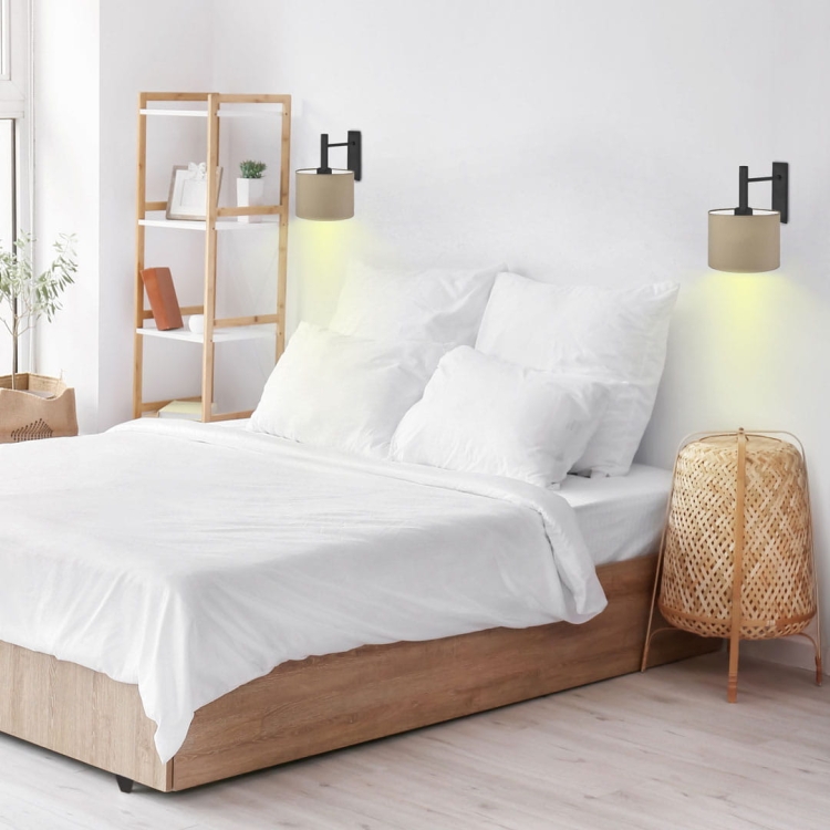 Lampa ścienna do sypialni UNA