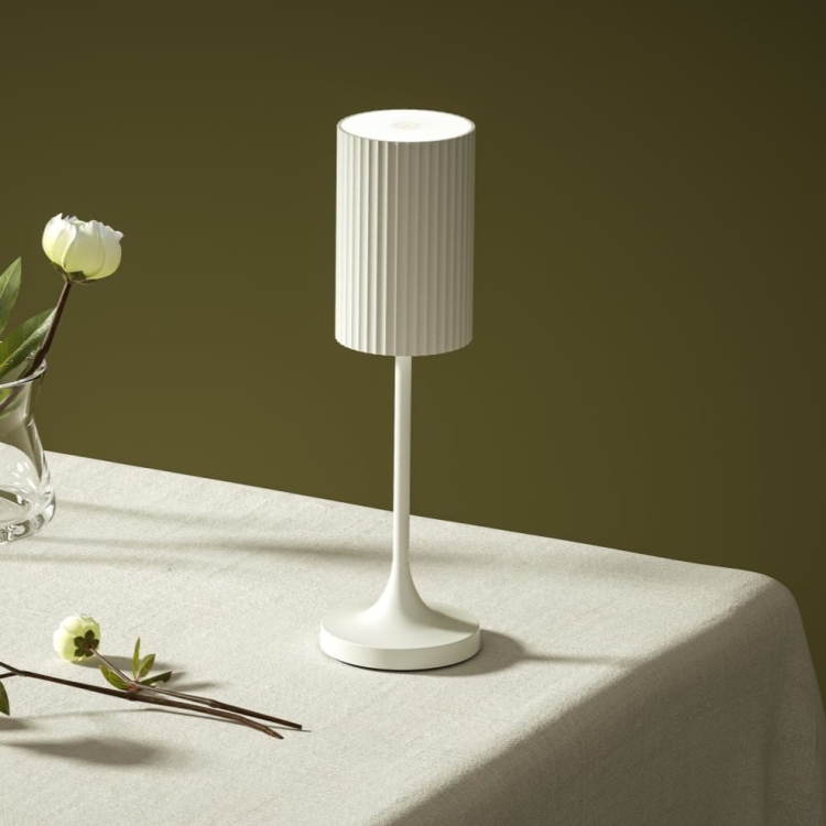 lampa-vino-wizerunkowe-big_big.jpg
