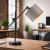 Nowoczesna lampka biurkowa w stylu loftowym z czarną, metalową konstrukcją i betonowym kloszem. Idealna do biura lub domu, zapewnia funkcjonalne oświetlenie i designerski wygląd. Doskonały wybór do wnętrz industrialnych i minimalistycznych.