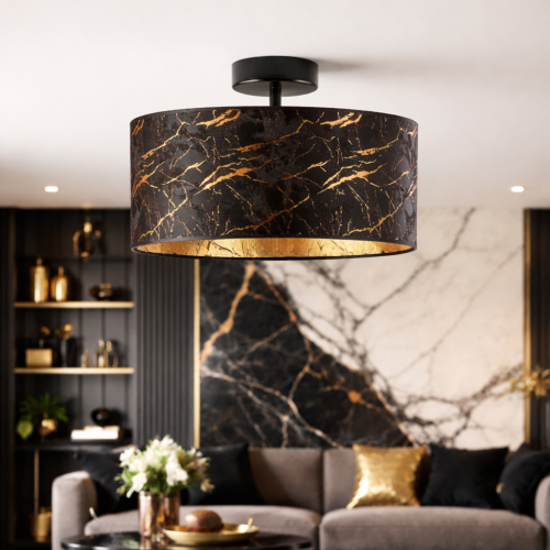 Lampa sufitowa BELLA MARBLE Ø30 cm to elegancki plafon z abażurem imitującym marmur w kolorze białym lub czarnym. Złote wnętrze zapewnia ciepłe światło, idealne do salonu, sypialni i jadalni. Styl i funkcjonalność w jednym.