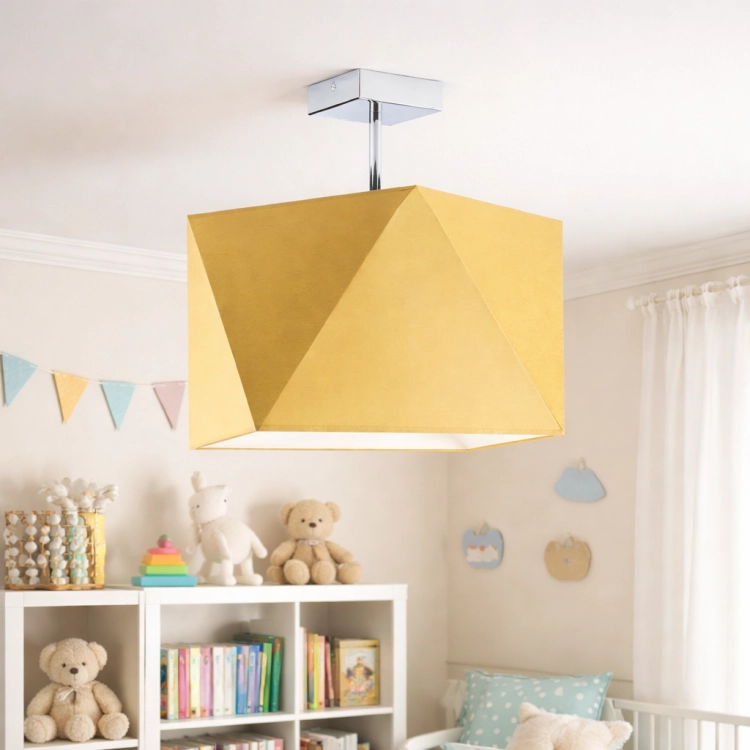 Nowoczesna lampa sufitowa w kolorze musztardowym o geometrycznym, designerskim kształcie. Idealna do pokoju dziecięcego, wprowadza ciepły i przytulny klimat. Wysoka jakość wykonania i stylowy wygląd pasują do nowoczesnych wnętrz.