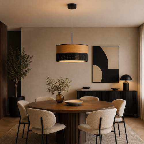 Nowoczesna lampa wisząca do jadalni o eleganckim designie łączy naturalne drewno z czarnym metalem. Idealna nad stół, zapewnia ciepłe, przytulne światło i podkreśla styl wnętrza. Doskonały wybór do nowoczesnych i minimalistycznych aranżacji.