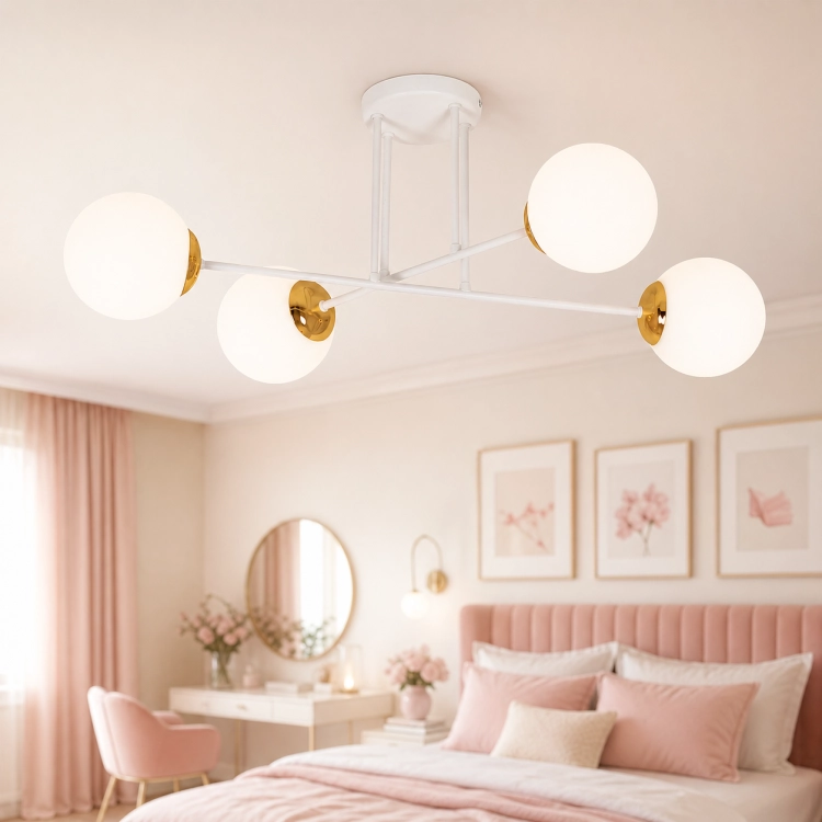 Nowoczesna lampa sufitowa z białymi, kulistymi kloszami i eleganckimi złotymi akcentami to idealny wybór do stylowych wnętrz. Doskonale sprawdzi się w sypialni, salonie lub jadalni, dodając przestrzeni lekkości, ciepła i wyjątkowego charakteru.