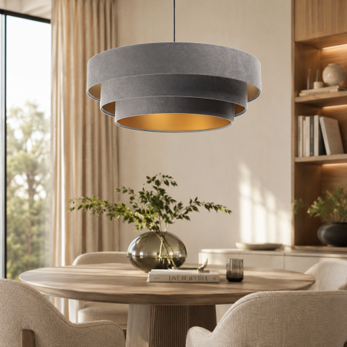 Luksusowa lampa wisząca w odcieniu szarości z efektowną, wielopoziomową konstrukcją. Designerskie oświetlenie do salonu, jadalni lub apartamentu w stylu modern organic i soft minimalism. Miękkie światło, eleganckie wykończenie i ponadczasowy charakter.